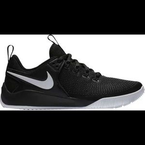Nike Volleyball Shoes (NEVER WORN)